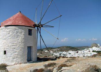 Ιδιαίτερα κολακευτικές αναφορές επιφυλάσσουν για τη Μήλο έγκυρα γαλλικά μέσα ενημέρωσης