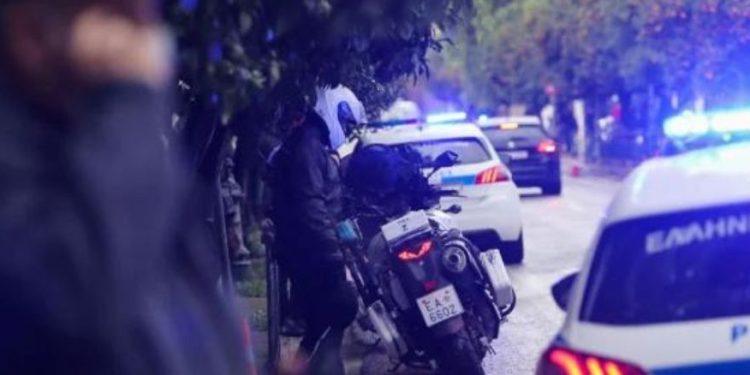 Θεσσαλονίκη: Τον καταδίωκε η Ασφάλεια και έπαιρνε τηλέφωνο την… αστυνομία για να τον βοηθήσει