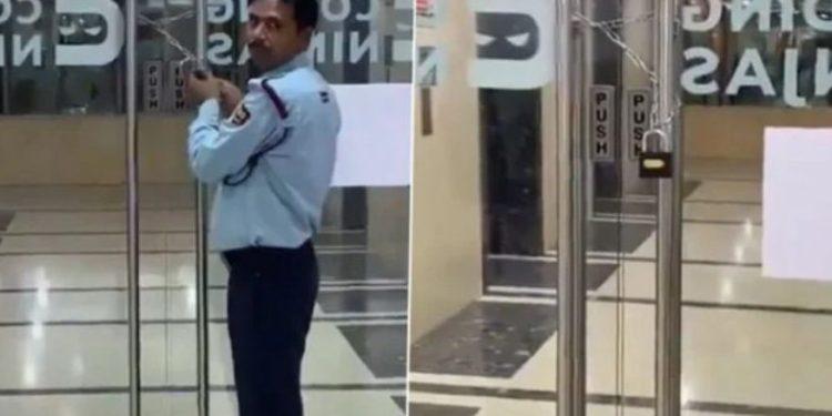 Ινδία: Εταιρεία κλείδωσε τους εργαζομένους της για να… δουλέψουν περισσότερο