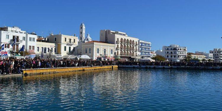 Δημοφιλείς στην αμερικανική και καναδική αγορά η Μήλος, η Τήνος και η Πάρος