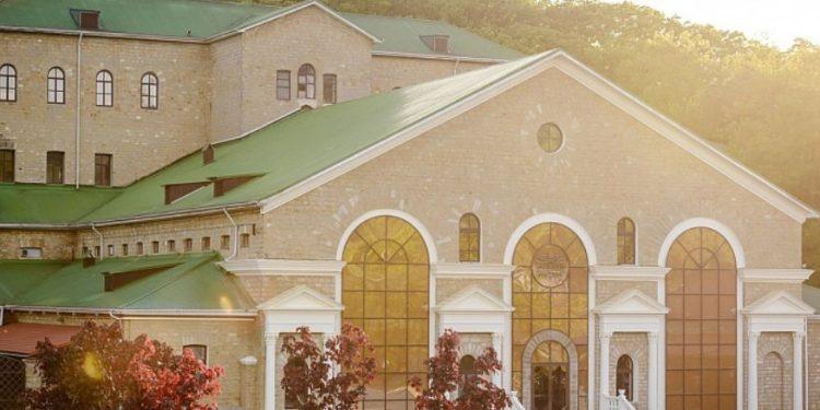 Δύσκολη για Πούτιν ελέω κυρώσεων ΕΕ η εμφιάλωση των αγαπημένων του οίνων