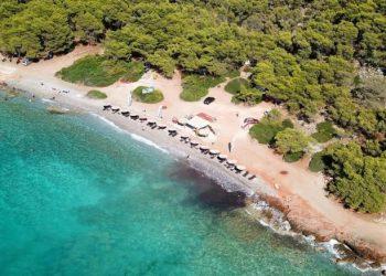 3 ελληνικά νησιά στο top 10 των «λιγότερο γνωστών» μεσογειακών προορισμών της Τelegraph