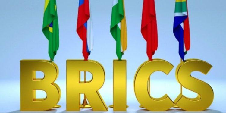 Σε περίπου δύο μήνες οι BRICS εκδίδουν το δικό τους νόμισμα