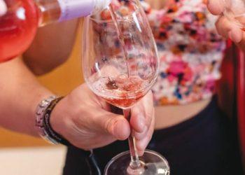 Η φετινή εκδήλωση ύμνος στα ροζέ κρασιά εντυπωσίασε