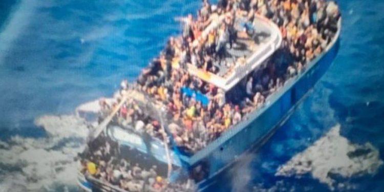 Ναυάγιο στην Πύλο:  Στοιβάζουν μέχρι και 750 μετανάστες – Παίρνουν 4.000 ευρώ το κεφάλι