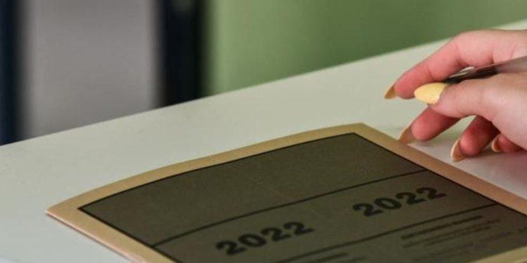 Πανελλαδικές 2023: Οριακά πάνω από τη βάση ο μέσος όρος των μαθητών