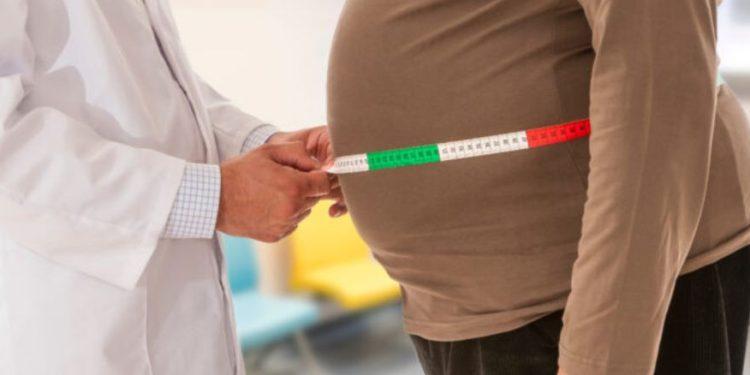 Έρευνα: Η παχυσαρκία αλλάζει τον εγκέφαλο, «χωρίς σημάδια αναστρεψιμότητας»