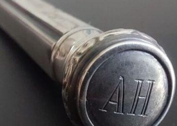 Σε δημοπρασία ένα μολύβι του Χίτλερ – Η τεράστια αξία του