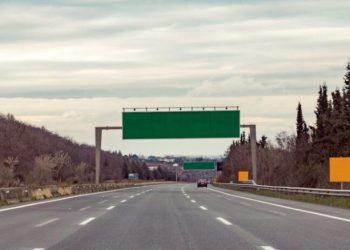 Κάν’το όπως η Πολωνία – Πώς μείωσε κατά 47% τους θανάτους από τροχαία την τελευταία δεκαετία