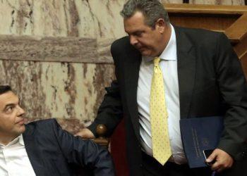 Βγαίνουν από την ντουλάπα οι… σκελετοί της διακυβέρνησης ΣΥΡΙΖΑ/ΑΝΕΛ – «Αποκαλύψεις» από τον Καμμένο