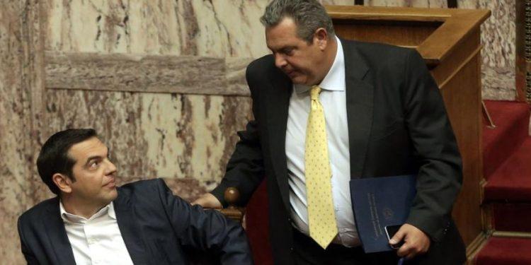 Βγαίνουν από την ντουλάπα οι… σκελετοί της διακυβέρνησης ΣΥΡΙΖΑ/ΑΝΕΛ – «Αποκαλύψεις» από τον Καμμένο