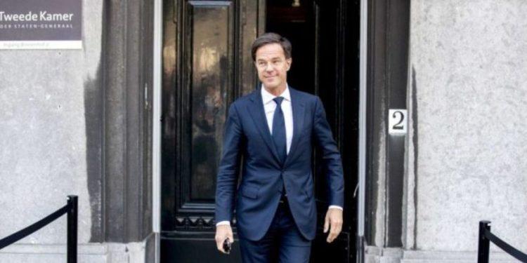 Oλλανδία: Παραιτήθηκε η κυβέρνηση Ρούτε