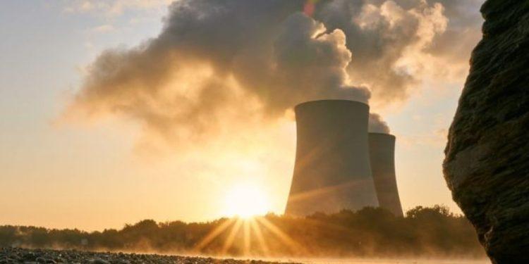 Γερμανία: Απορρίπτει την πυρηνική ενέργεια, αλλά εξαρτάται όλο και περισσότερο απ’ αυτή