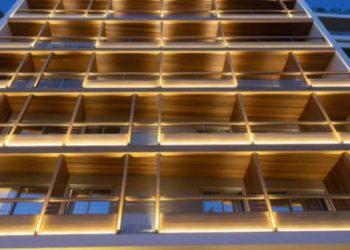 Coco – Mat: Λουκέτο στο ξενοδοχείο στην Ακρόπολη