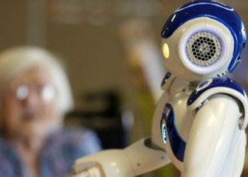 Τεχνητή νοημοσύνη: Επιχείρηση στην Ινδία «προσέλαβε» ένα ρομπότ και απέλυσε το 90% των εργαζομένων