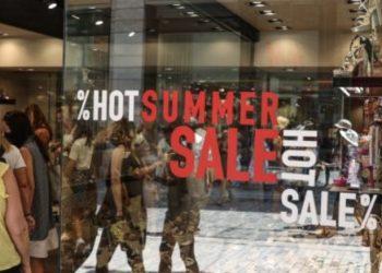 Εκπτώσεις: Αισιοδοξία στον εμπορικό κόσμο για μεγαλύτερη κατανάλωση