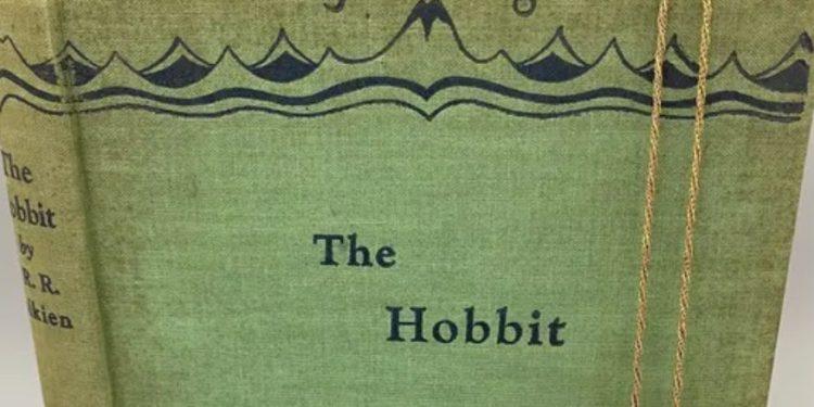 Για 10.000 λίρες πουλήθηκε σπάνια έκδοση του βιβλίου «Χόμπιτ» στο eBay