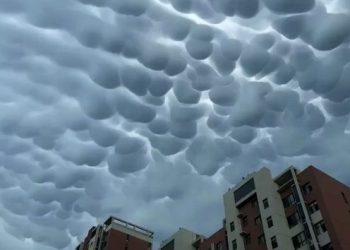 Εντυπωσιακά Mammatus: Το θέαμα που σε αφήνει άφωνο!