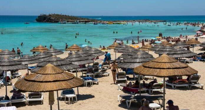 Ρώσοι τουρίστες: Όλα τα λεφτά σε μια χούφτα χώρες Πού περνούν το καλοκαίρι τους