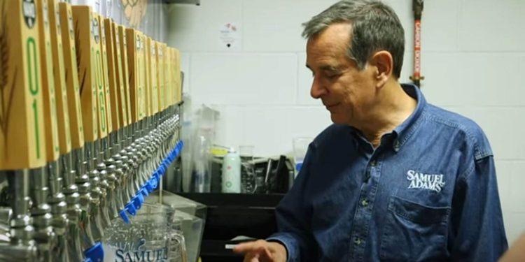 Μπύρα και μετοχές: Η επενδυτική τακτική του δισεκατομμυριούχου Jim Koch