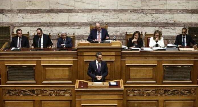 Βουλή: Κορυφώνεται η αντιπαράθεση για τις πυρκαγιές