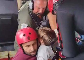 Αστρίτσα Καρδίτσας: Συγκλονιστικές εικόνες διασώσεων από αέρα, γη και… «θάλασσα»