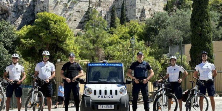 Το μικρότερο περιπολικό της ΕΛ.ΑΣ. βγήκε στους δρόμους της Αθήνας