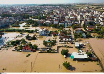 Χιλιάδες οικογένειες άστεγες στη Θεσσαλία: Δυσεύρετοι και πιο ακριβοί οι 4 τοίχοι