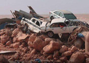 Λιβύη: Οι στιγμές που το «τσουνάμι» παρασύρει σπίτια, αυτοκίνητα και χτυπάει γέφυρα