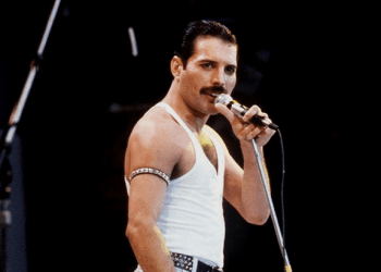 Φρέντι Μέρκιουρι: Ξεπουλήθηκε η προσωπική του περιουσία