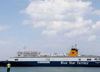 «Πάτε καλά ρε;» – Οι συνομιλίες του καπετάνιου με το πλήρωμα μόλις έμαθε ότι έπεσε άνθρωπος στη θάλασσα