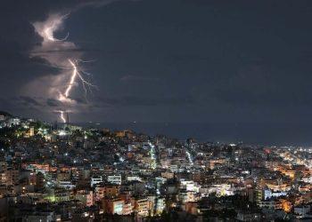 Ξεκίνησε η κακοκαιρία: Τι ώρα «χτυπά» την Αττική