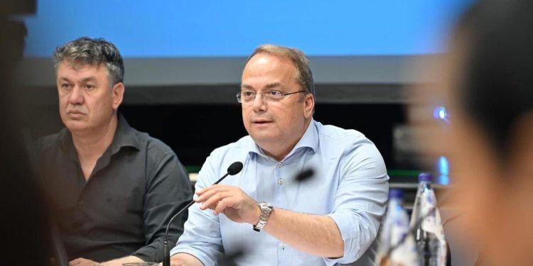 Δήμος 3Β: Με 158 υποψηφίους συμβούλους κατεβαίνει στις αυτοδιοικητικές εκλογές ο Γρηγόρης Κωνσταντέλλος