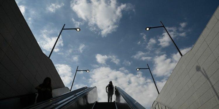 Μετρό Πειραιά: Φωτιά στις κυλιόμενες σκάλες