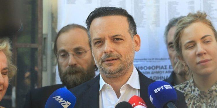 «Τα προβλήματα της πόλης δεν έχουν χρώματα και κόμματα. Είμαι δήμαρχος όλων των Αθηναίων»: Πρώτη συνέντευξη Δούκα μετά την εκλογή το