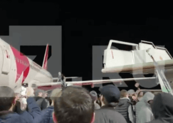 Πανικός σε αεροδρόμιο της Ρωσίας- Διαδηλωτές έψαχναν Ισραηλινούς φωνάζοντας «Αλλαχού Άκμπαρ»