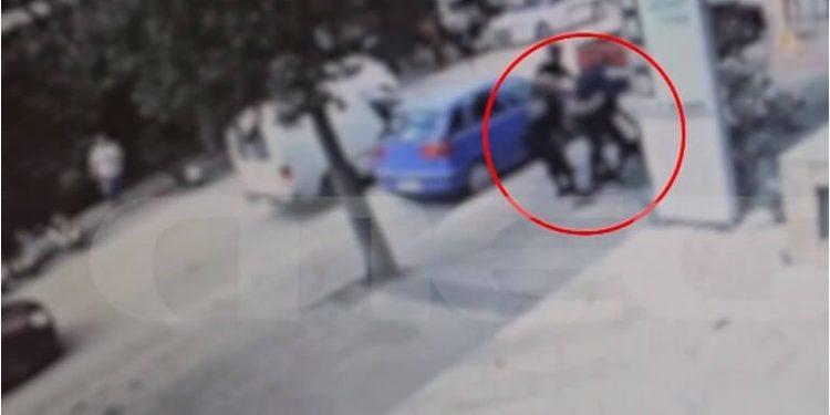 Πατέρας χτύπησε 16χρονους που απείλησαν και επιτέθηκαν στον 17χρονο γιο του