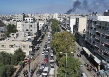 Δεκάδες χιλιάδες άνθρωποι εγκατέλειψαν τη Γάζα μετά το τελεσίγραφο του Ισραήλ