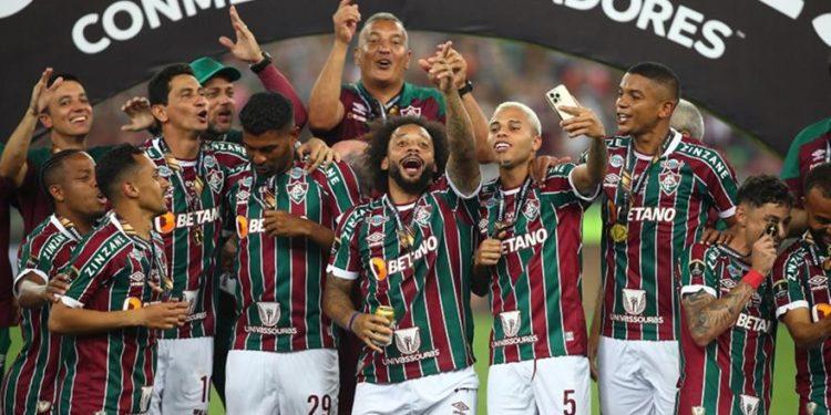 Μερακλής Μαρσέλο: Με μπίρα στην απονομή του Λιμπερταδόρες