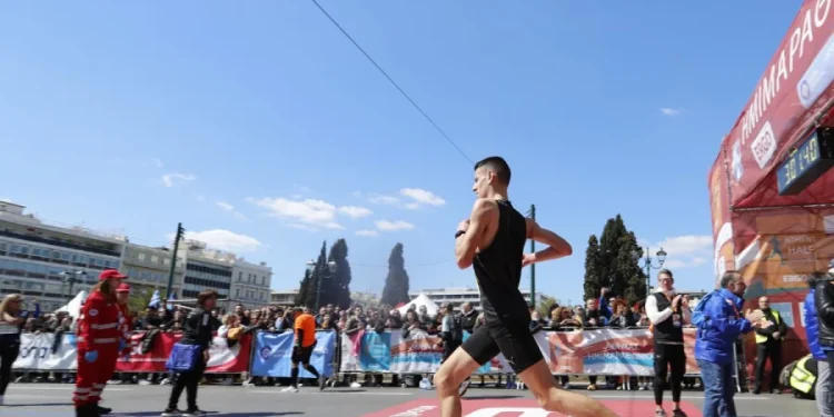 Τι ώρα κλείνουν σήμερα (11/11) οι δρόμοι στην Αθήνα