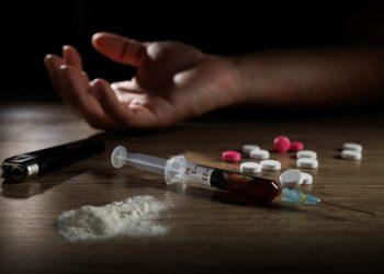 Βύρωνας: Πέθανε η 16χρονη που χρησιμοποίησαν σαν πειραματόζωο για δοκιμές ναρκωτικών