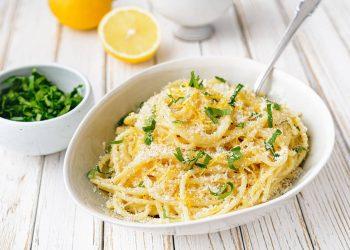 Spaghetti al limone (Σπαγγέτι λεμονιού)