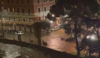 Ιταλία: Υπερχείλισε η λίμνη Κόμο, πλημμύρες σε Μιλάνο και Βενετία