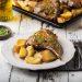 Μπριζόλες λαιμού με πατάτες και μουστάρδα