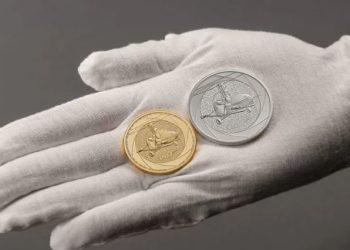 Βρετανία: Στην κυκλοφορία δόθηκαν τα συλλεκτικά νομίσματα με τον Τζέιμς Μποντ