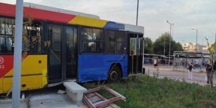 Θεσσαλονίκη: Η ανακοίνωση της ΕΛ.ΑΣ. για το φρικτό τροχαίο δυστύχημα στη Μοναστηρίου