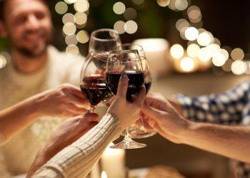 Αγαπημένα οινοποιεία προτείνουν τα κρασιά των Χριστουγέννων