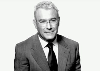 Η Βίκυ δεν θα σπουδάσει (γιατί είναι κολλημένη στο κινητό της)