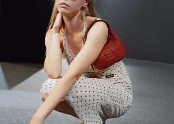 Τα slingback heels είναι τα παπούτσια της σεζόν