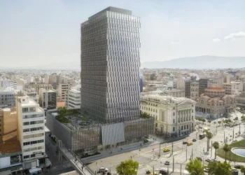 Οι νέοι πυργοδεσπότες του Πειραιά